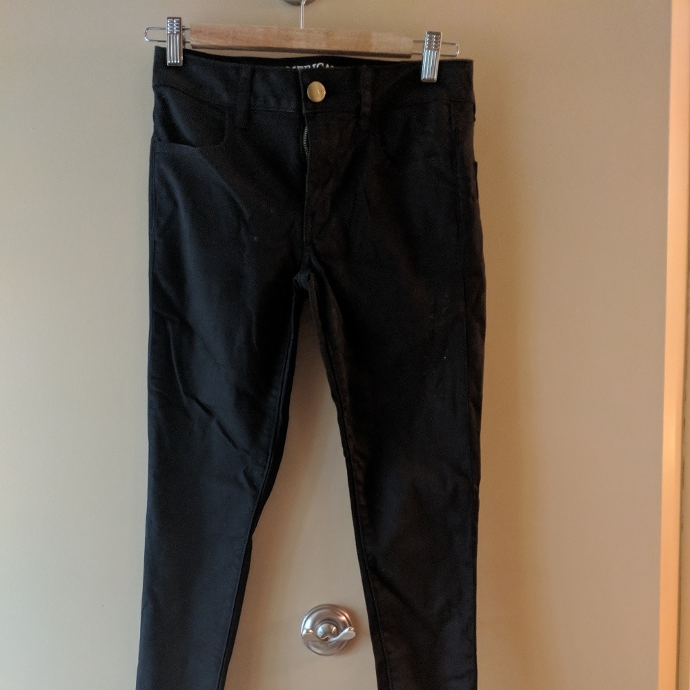 American Eagle black jeggings